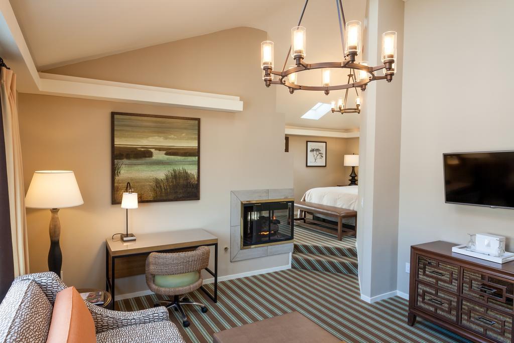 Lighthouse Lodge & Cottages Пасифик Гроув Екстериор снимка
