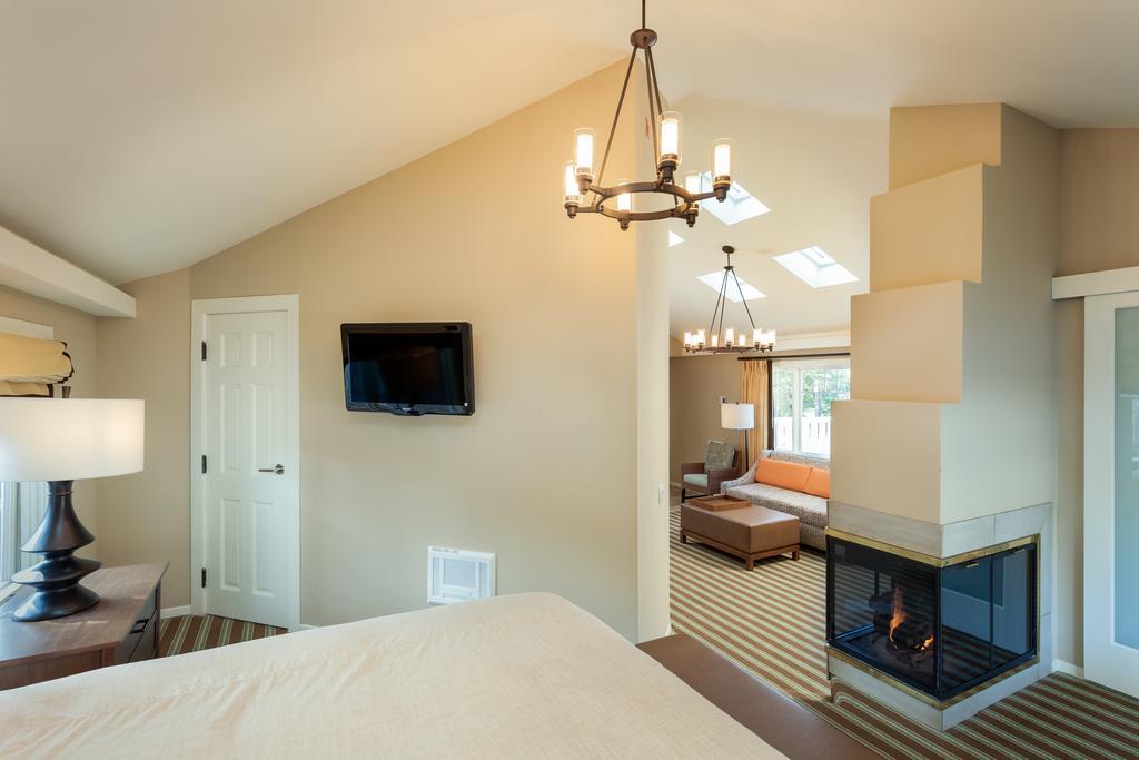 Lighthouse Lodge & Cottages Пасифик Гроув Екстериор снимка