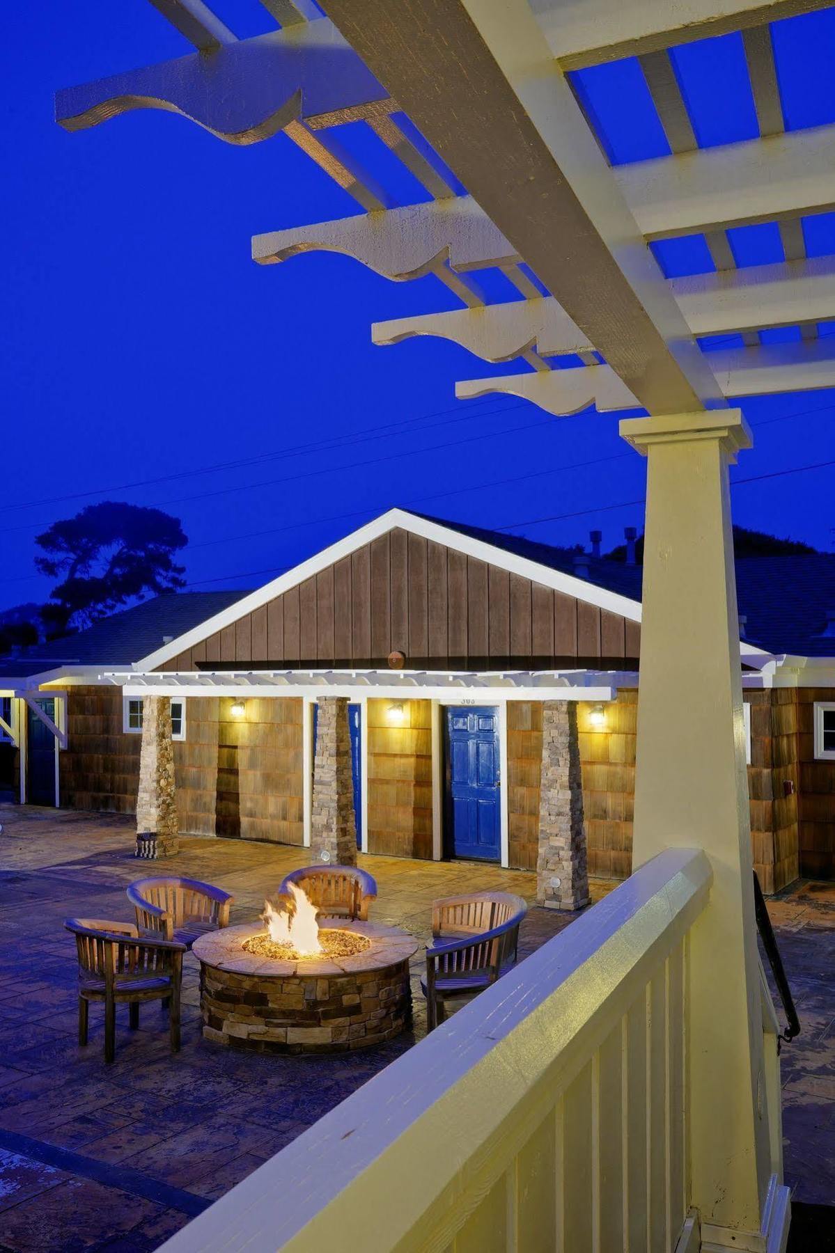 Lighthouse Lodge & Cottages Пасифик Гроув Екстериор снимка